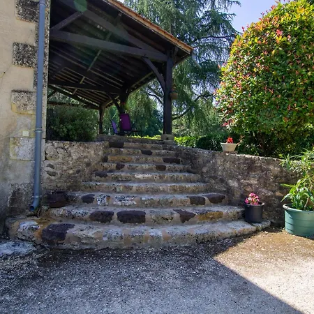 Charmante Maison En Pierres Au Coeur Du Perigord Noir, Ideale Pour Des Nature - Fr-1-616-100 Monplaisant